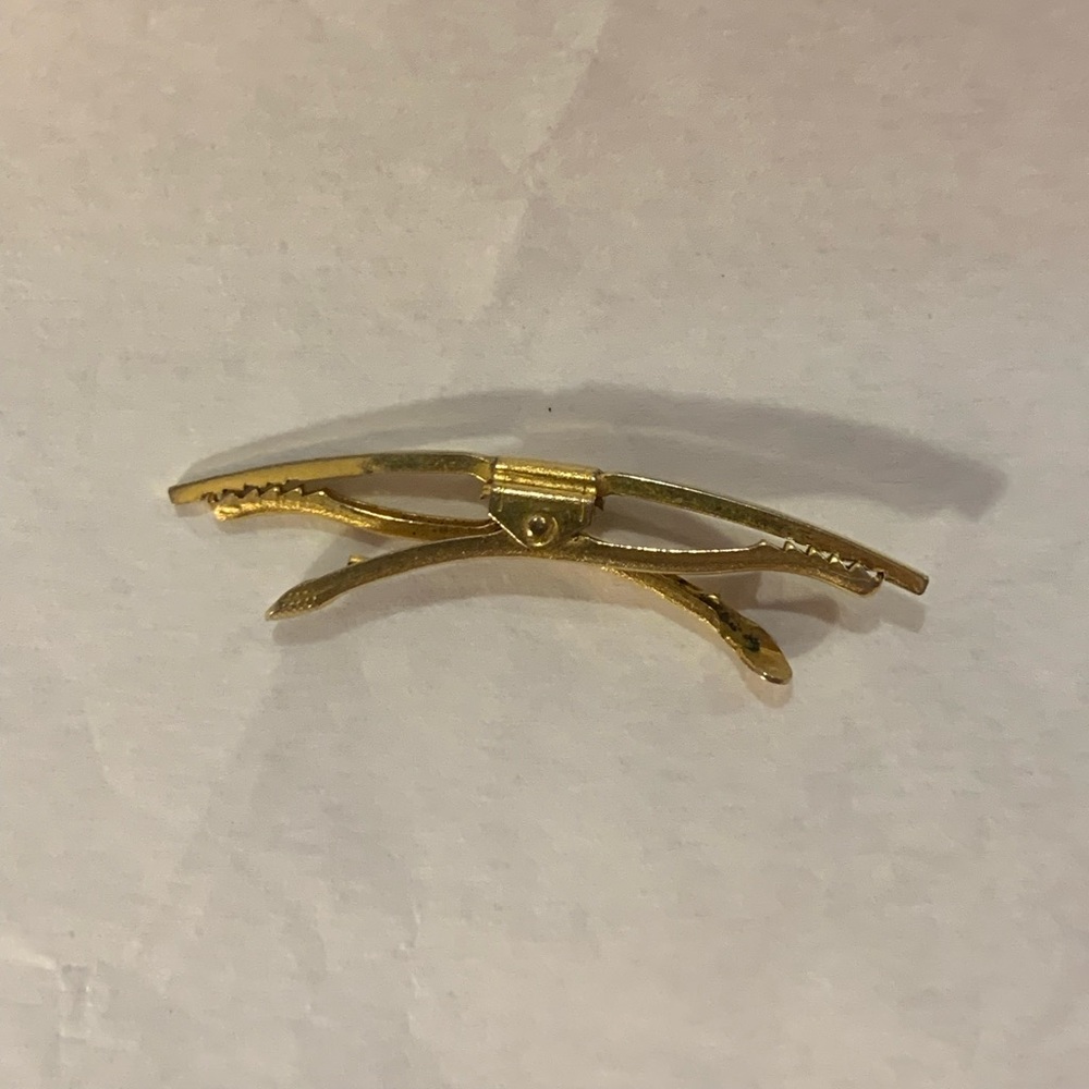 Vintage Gold Toned Sweater Clip - Picture 6 of 8